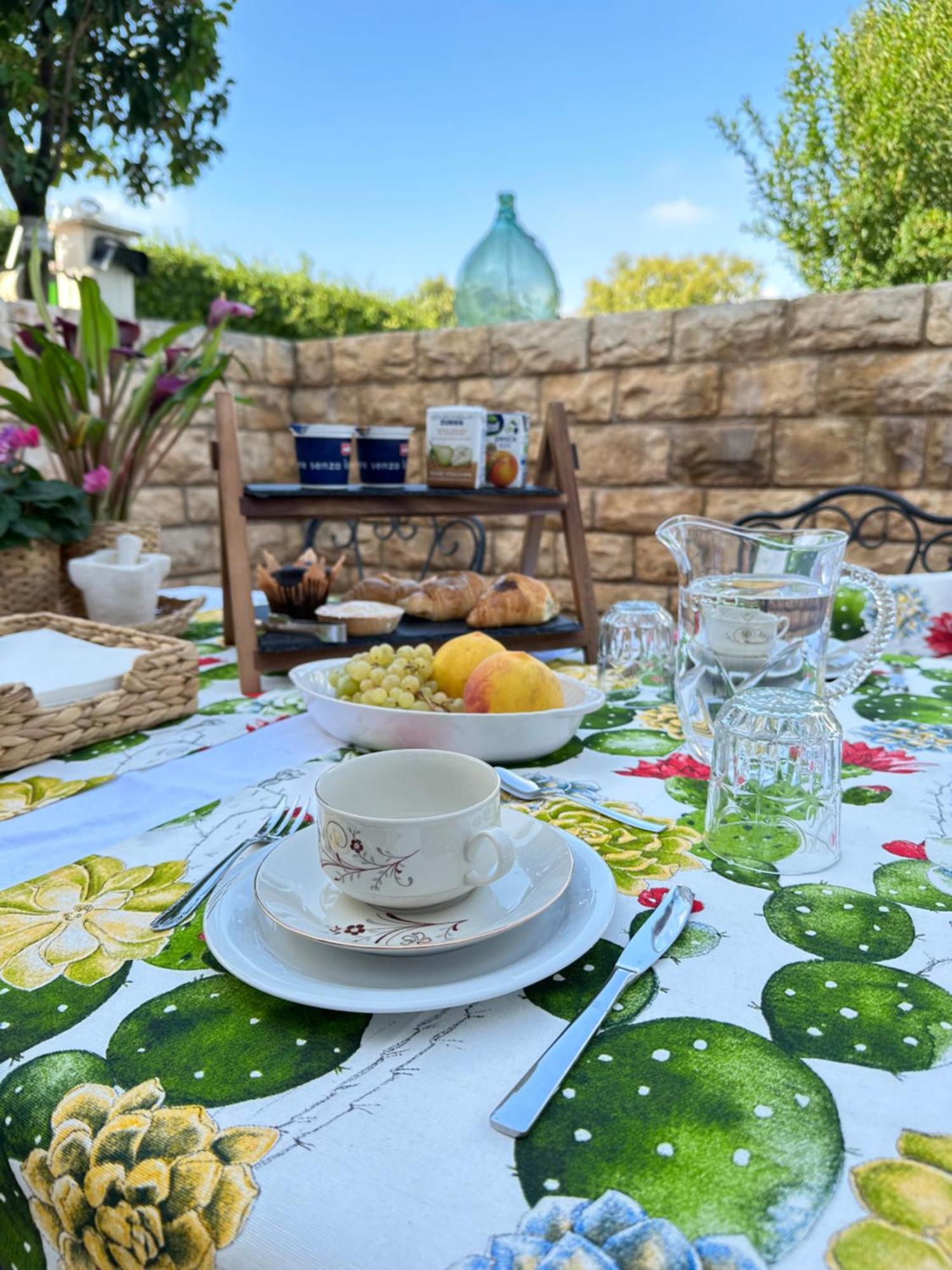 Villa Ardigo - Camera O Appartamento Bari Luaran gambar